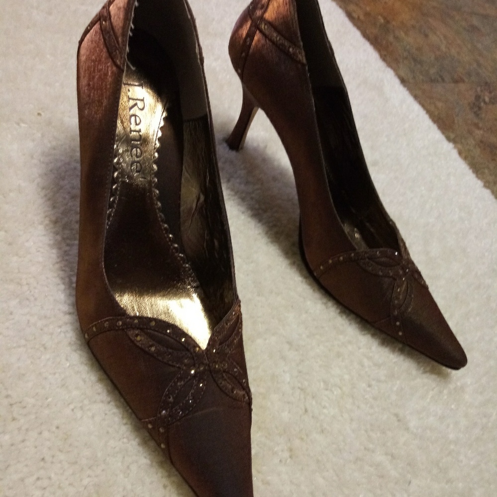 J. Renee pump